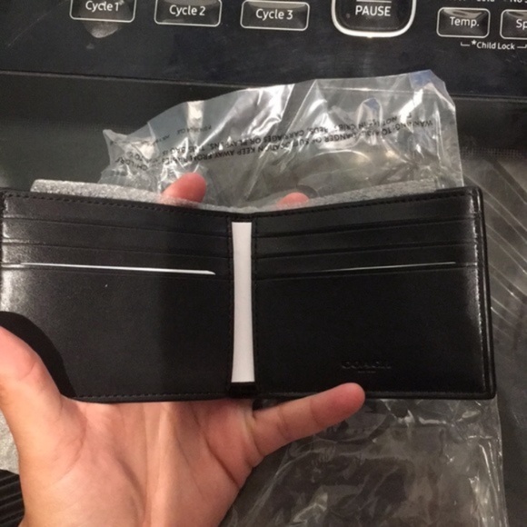 Coach Men's Varsity Stripe Slim Billfold Wallet - Picture 5 of 8